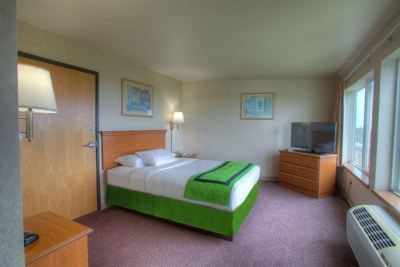 Quinault Sweet Grass Hotel 维景湾畔 外观 照片