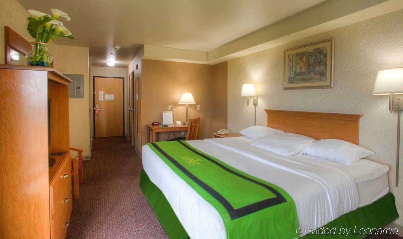Quinault Sweet Grass Hotel 维景湾畔 外观 照片